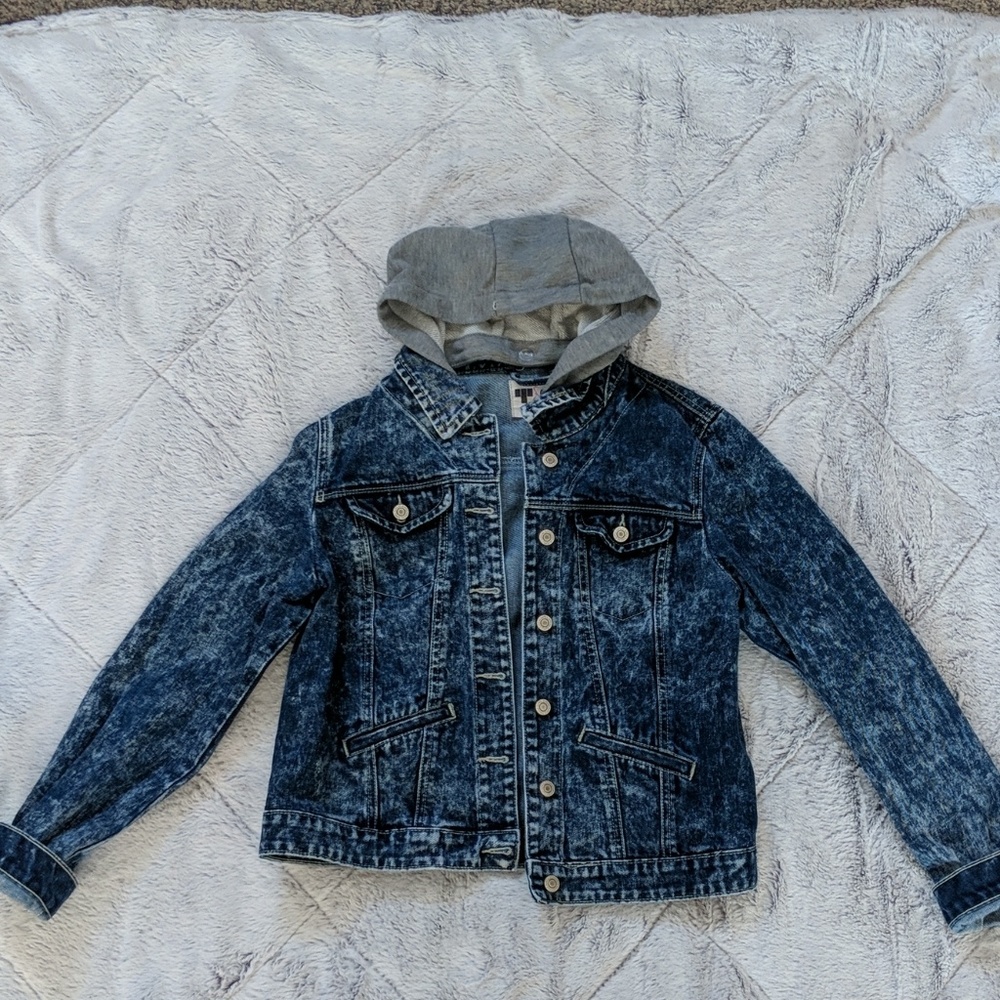 Jean Jacket w/detachable hood